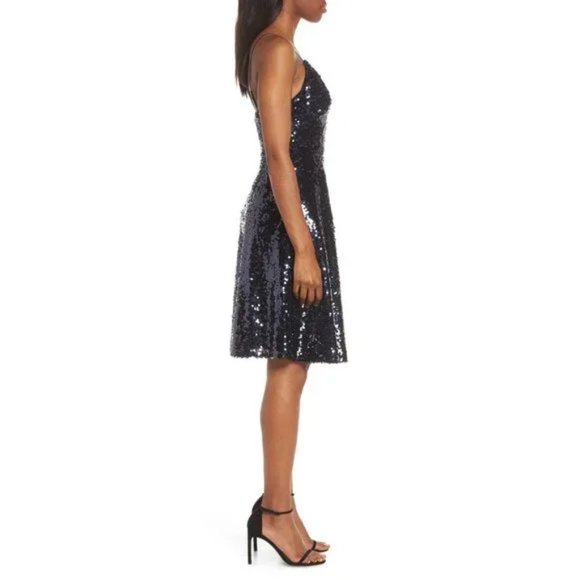 NWT Vince Camuto Sequin Fit & Flare Party V-Neck Mini Cocktail Dress Navy Blue 4 - Picture 2 of 12